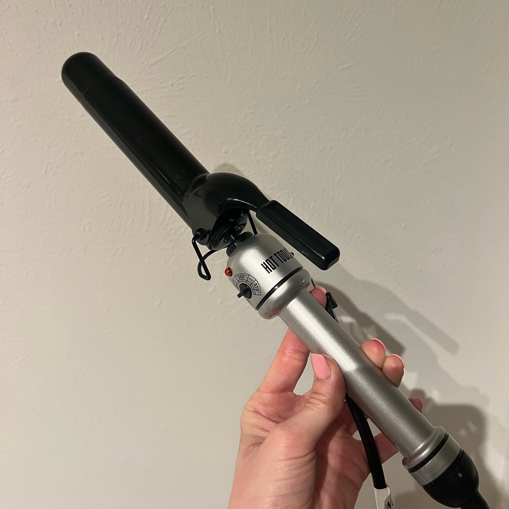 Hot Tools Curling Iron